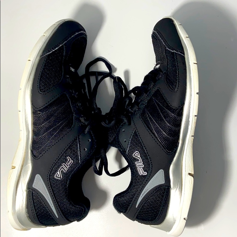 Fila walking shoes